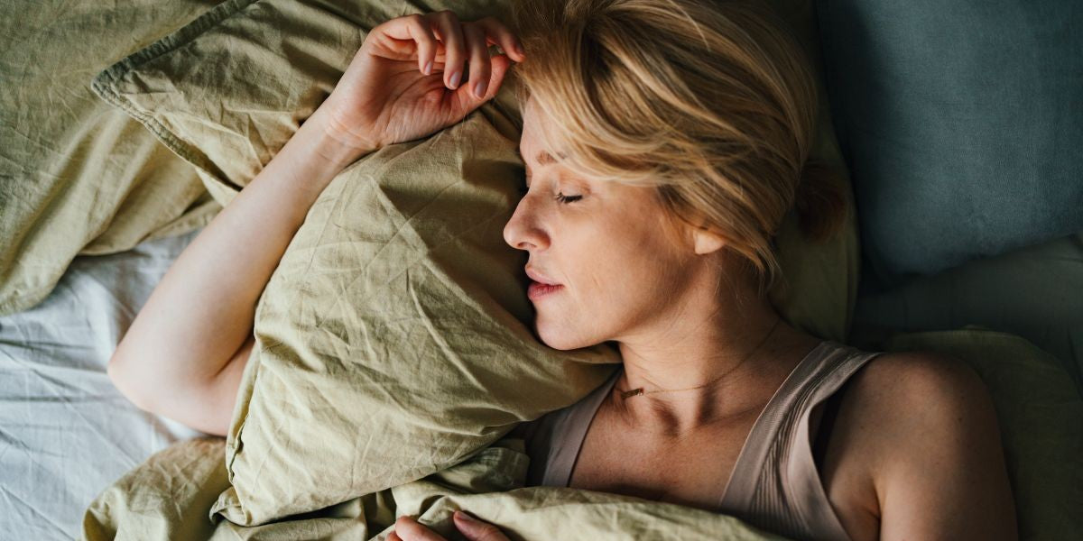 Besser schlafen trotz Sommerhitze: 7 Tipps für kühle Nächte